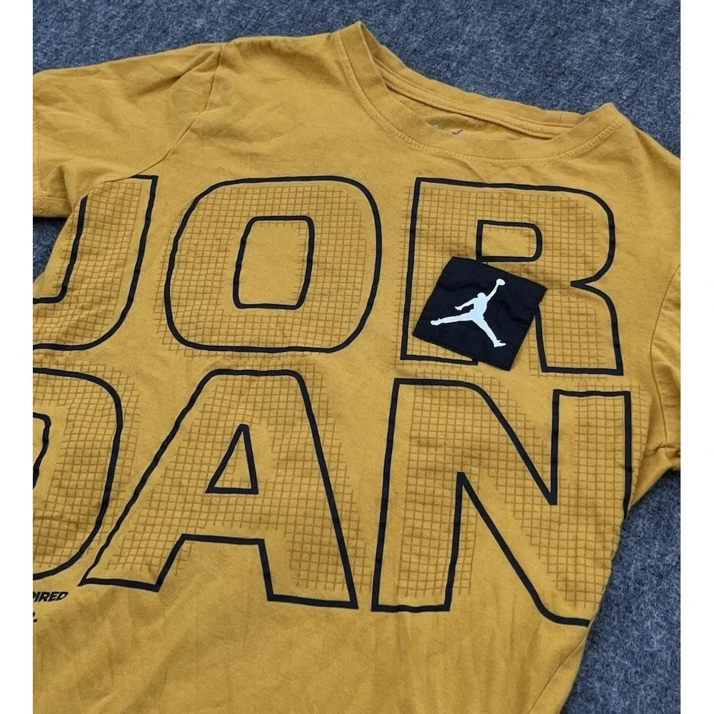 Air Jordan Boys Tee Size Small 8-10 Years Old‎ T Shirt Yellow